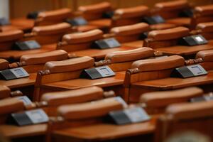 Parlament RS usvojio nacrte zakona o imunitetu i referendumu,...
