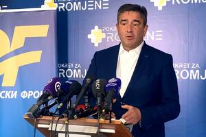 Medojević: Delegacija EU i ambasadori zemalja Kvinte da posreduju...