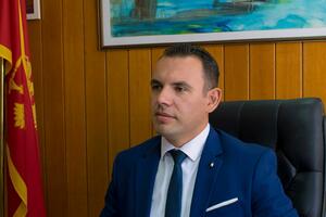 Osmanović demantuje da je prešao u GP URA iako Vijesti to nijesu...