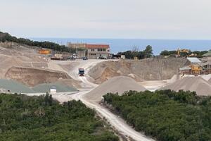 Vlada potvrdila - kamenolom Platac ostaje u vlasništu Carevića