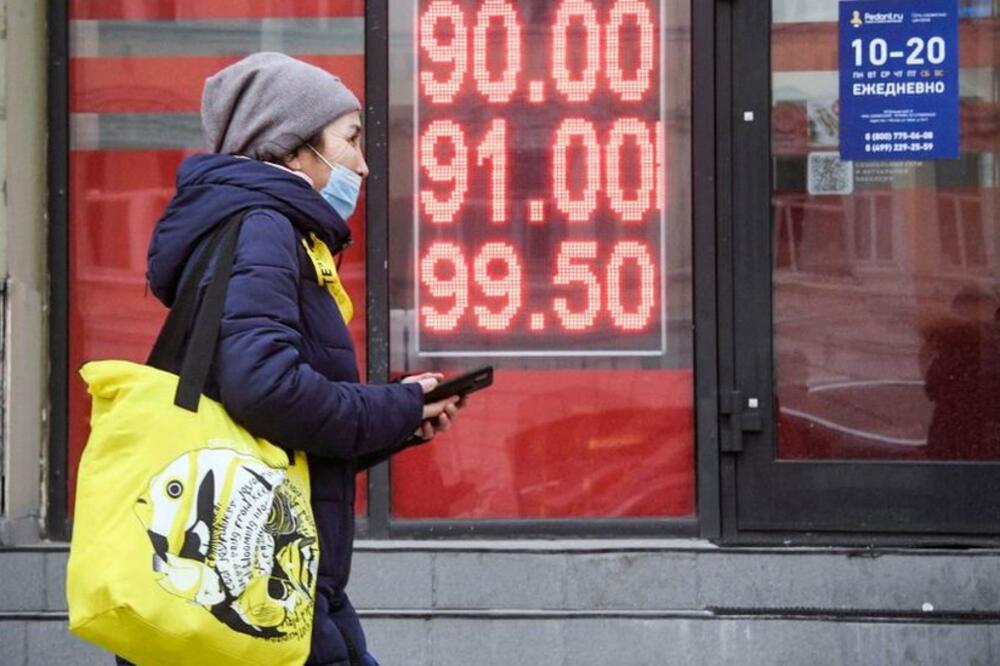 Procene se razlikuju, ali stručnjaci veruju da bi pad ruske privrede mogao da bude između sedam i 15 odsto, Foto: Getty Images