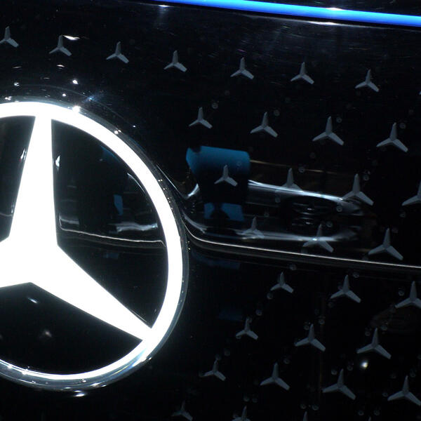 Mercedes povukao 341.000 vozila zbog opasnosti od požara
