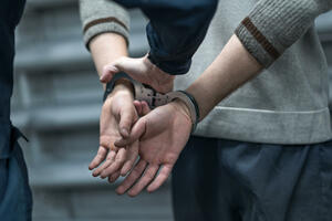 Maloljetnik (14) uhapšen zbog pljačke u Podgorici, policija traga...