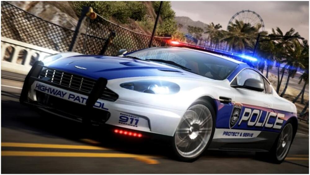 Policijskilovac Aston Martin DBS