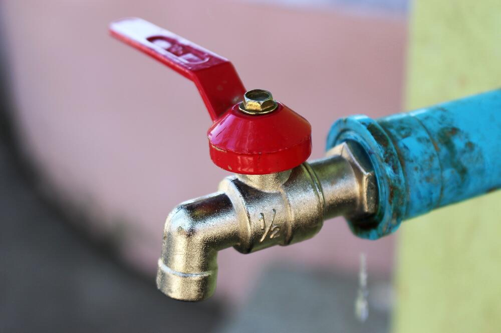 Vodovod: Voda za piće da se ne koristi u svrhu zalivanja, Foto: Pixabay.com