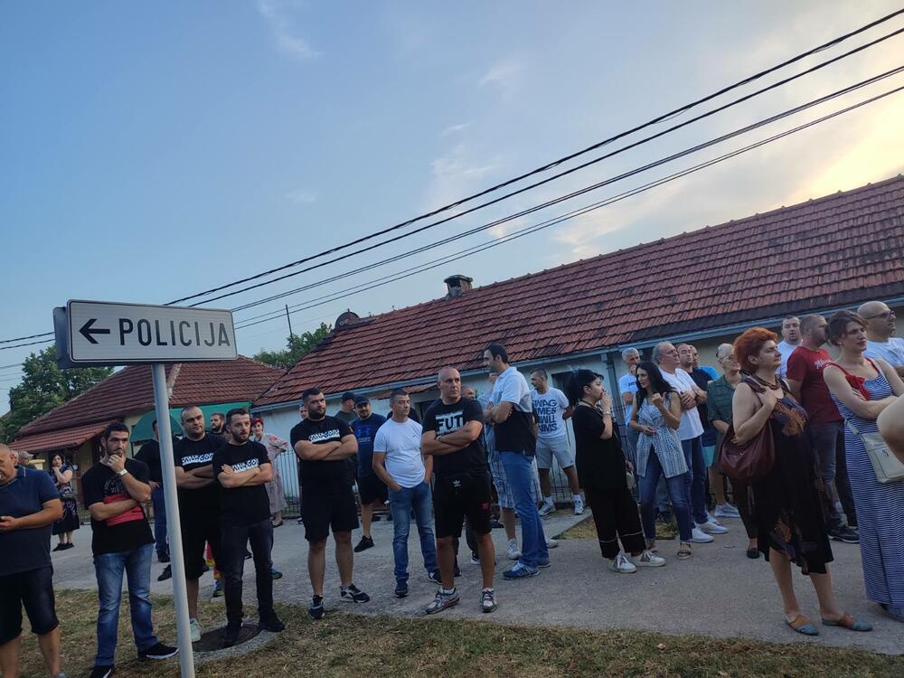 <p>"Ne pristajemo da se naše mirno građansko okupljanje u znak državnog praznika kriminalizuje</p>