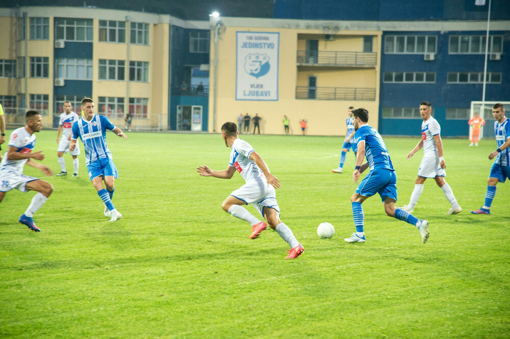 Vuković i Tučević na utakmici sa Jedinstvom u 1. kolu, Foto: FSCG