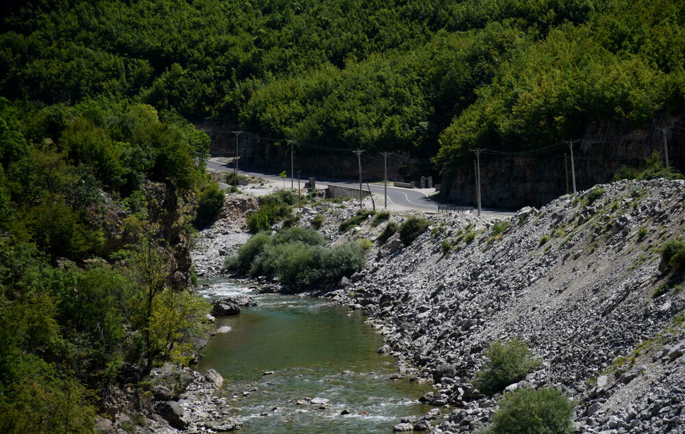 Put preko Albanije