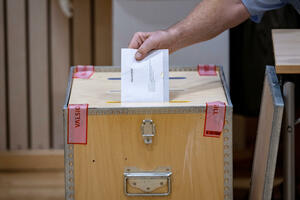 Izbori u Švedskoj: Ankete pokazuju da će Švedske demokrate biti...