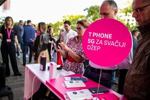 T Phone, 5G pametni telefon Telekoma predstavljen u Podgorici