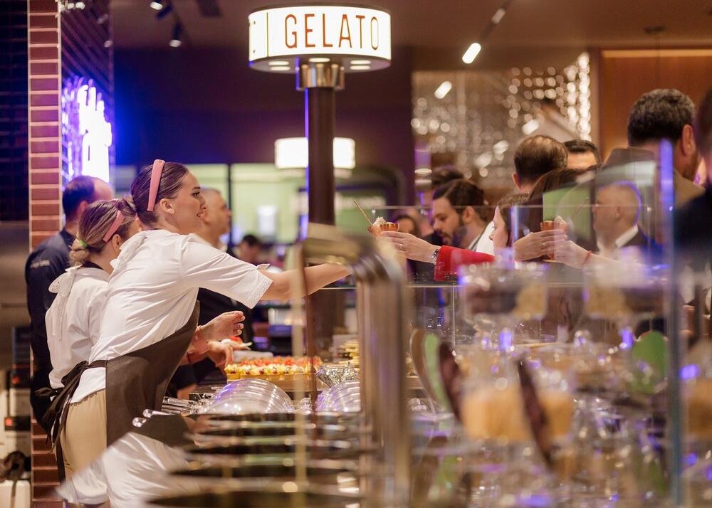 <p>Objekat u Podgorici zapošljavaće preko 30 radnika, obučenih da svaki zalogaj iz Cioccolatitaliani ponude bude istovjetan i besprekoran, baš kao i na svakoj od pomenutih lokacija širom svijeta.</p>