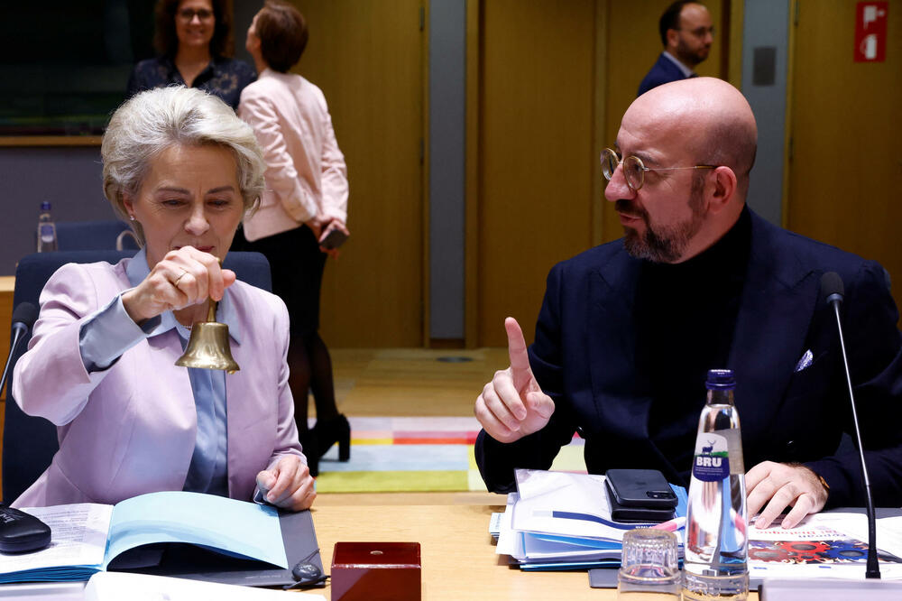 Fon der Lajenova i Mišel na početku sastanka sindikata evropskih poslodavaca i zaposlenih sa predstavnicima industrije u Briselu 19. oktobra - Foto: Rojters, Foto: Rojters