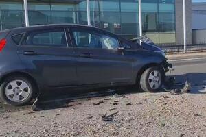 Dvije osobe povrijeđene u udesu na putu Podgorica - Tuzi