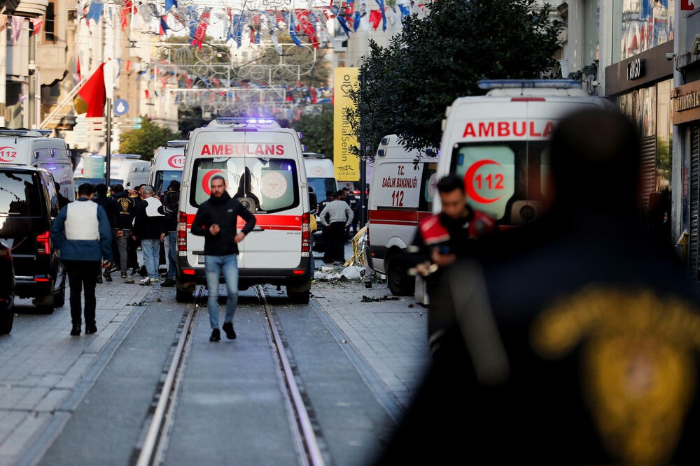 <p>Navodeći bilans žrtava, potpredsjednik Turske Fuat Oktaj je saopštio i da su dvije osobe teško povrijeđene.</p>