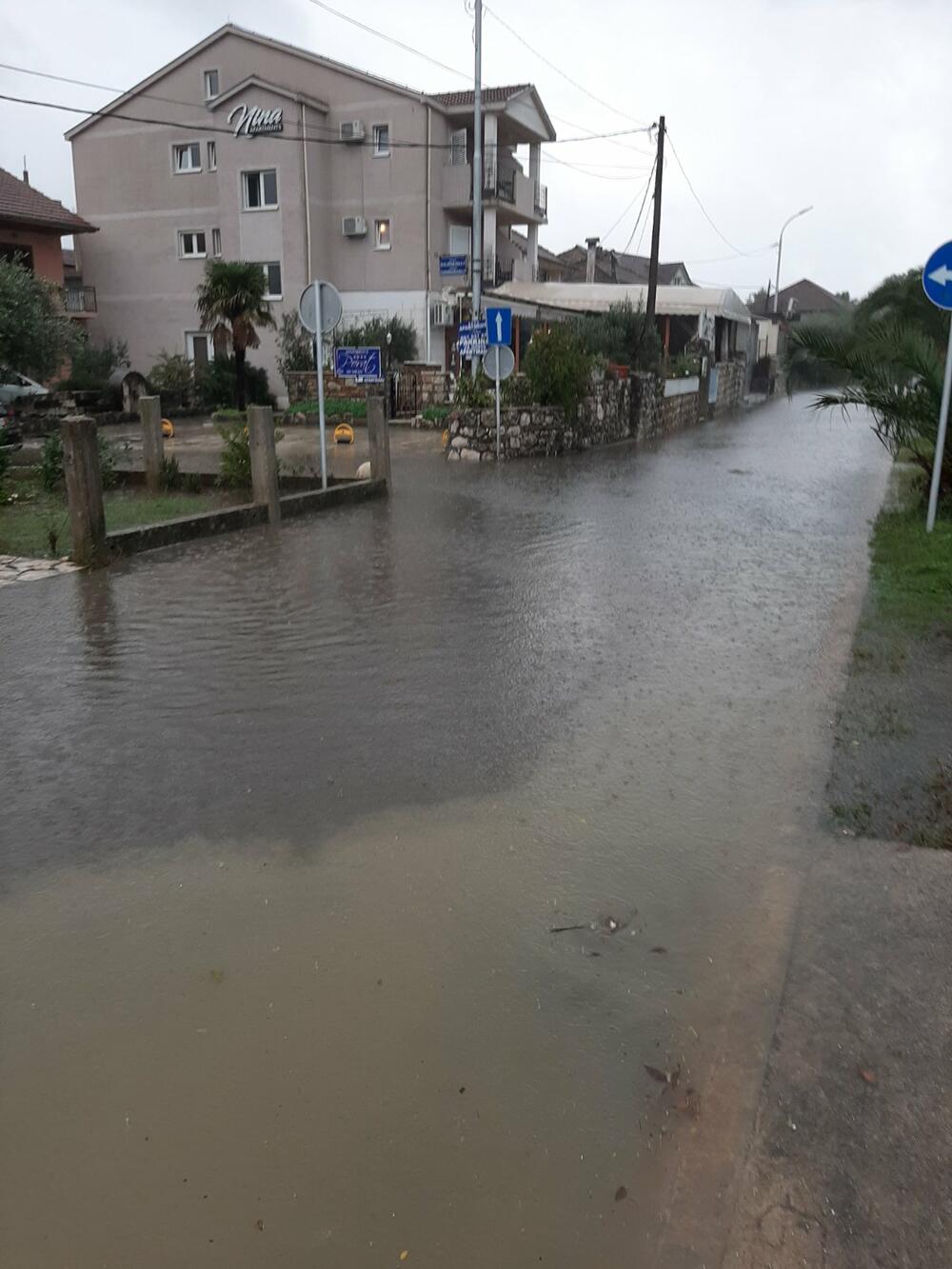 <p>Očekuje se da će najveći nivo plime početi polako da opada</p>