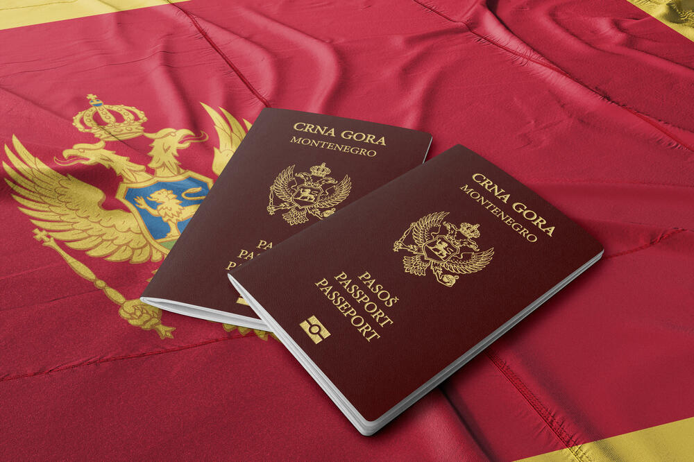 Nijesu ispoštovane prethodne preporuke u vezi sa ekonomskim državljanstvom: Crnogorski pasoš, Foto: Shutterstock
