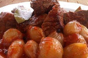 Stifado: Tradicionalno grčko jelo koje će vas oduševiti