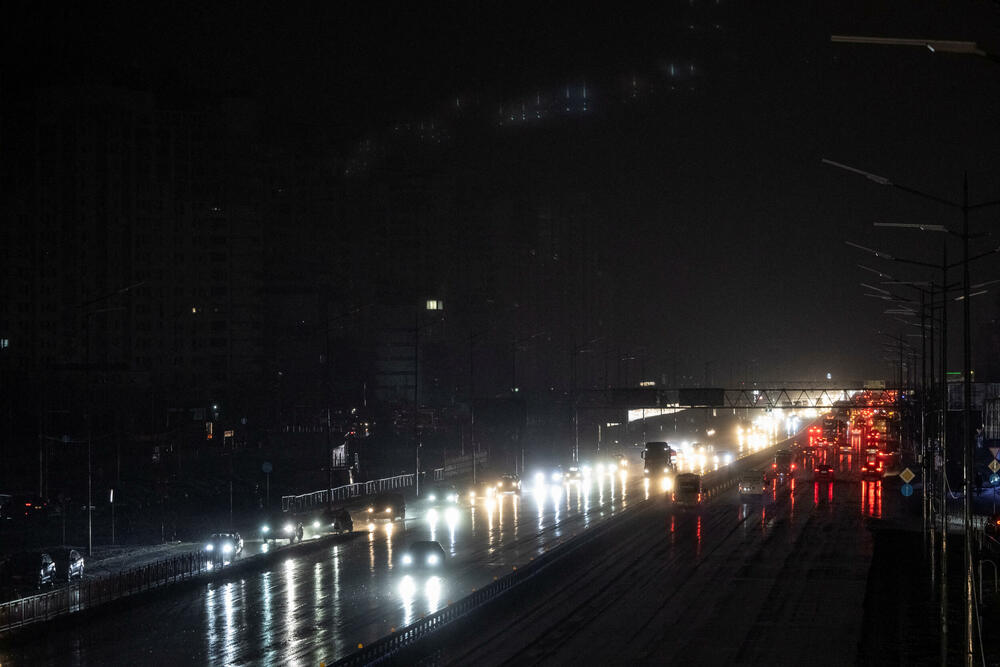 <p>- Kličko: Gradski metro sistem ponovo je u funkciji</p>  <p>- Nakon jednog od najvećih ruskih napada od početka rata, Kijev polako dobija struju, grijanje i vodu</p>