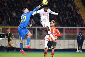 Milan jedva do boda u Lećeu, Inter golom Lautara savladao Veronu...