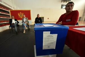 DW: Populistička trka na parlamentarnim izborima u Crnoj Gori