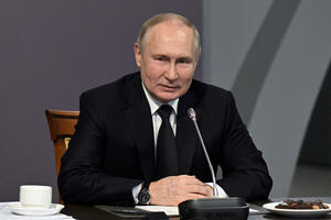 Putin: Vojno - industrijska snaga Rusije čini pobjedu u Ukrajini...