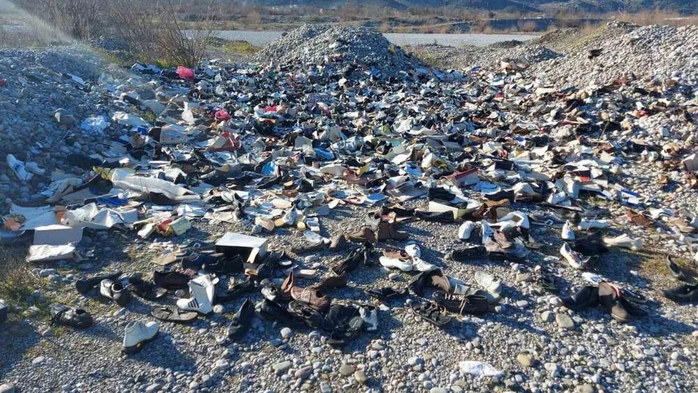 <p>Terenskim i patrolnim obilaskom uočene velike količine otpada na nekoliko lokacija</p>