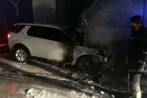 Četiri vozila izgorjela u požaru u Budvi