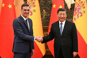 Španski premijer u Pekingu ohrabio Si Đinpinga da razgovora sa...