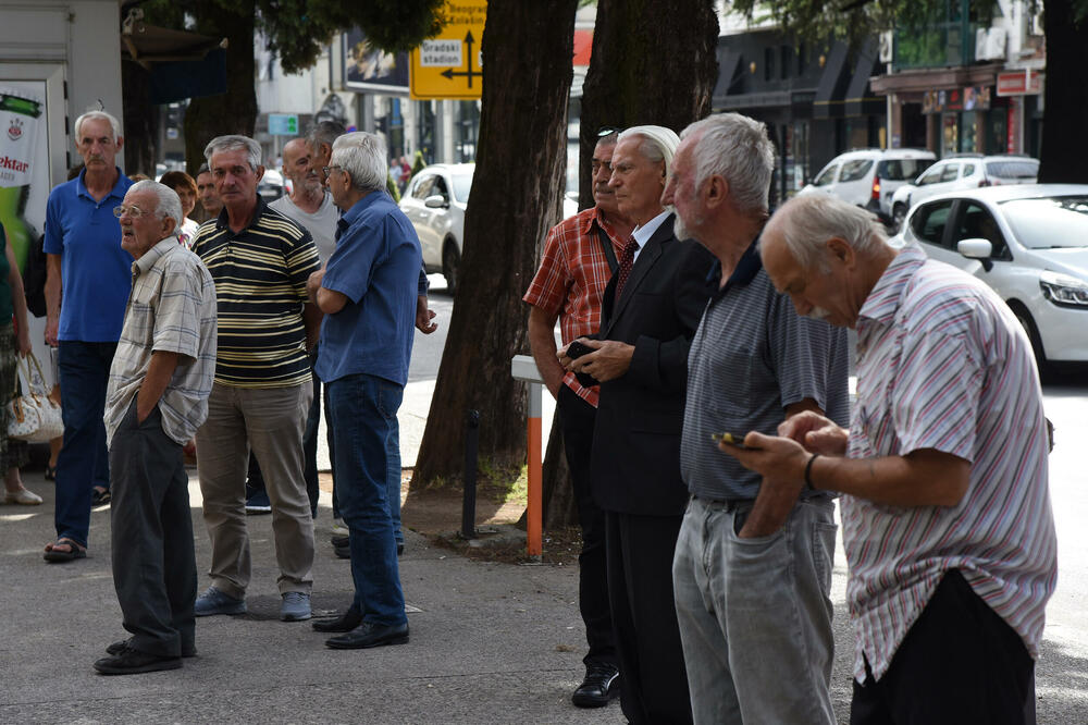 Sa majskim usklađivanjem rast penzija bi mogao biti malo veći od inflacije: Sa prošlogodišnjeg protesta, Foto: Luka Zeković