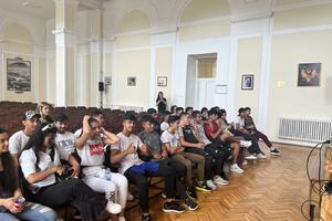 Mladi Romi obišli srednje škole u Podgorici
