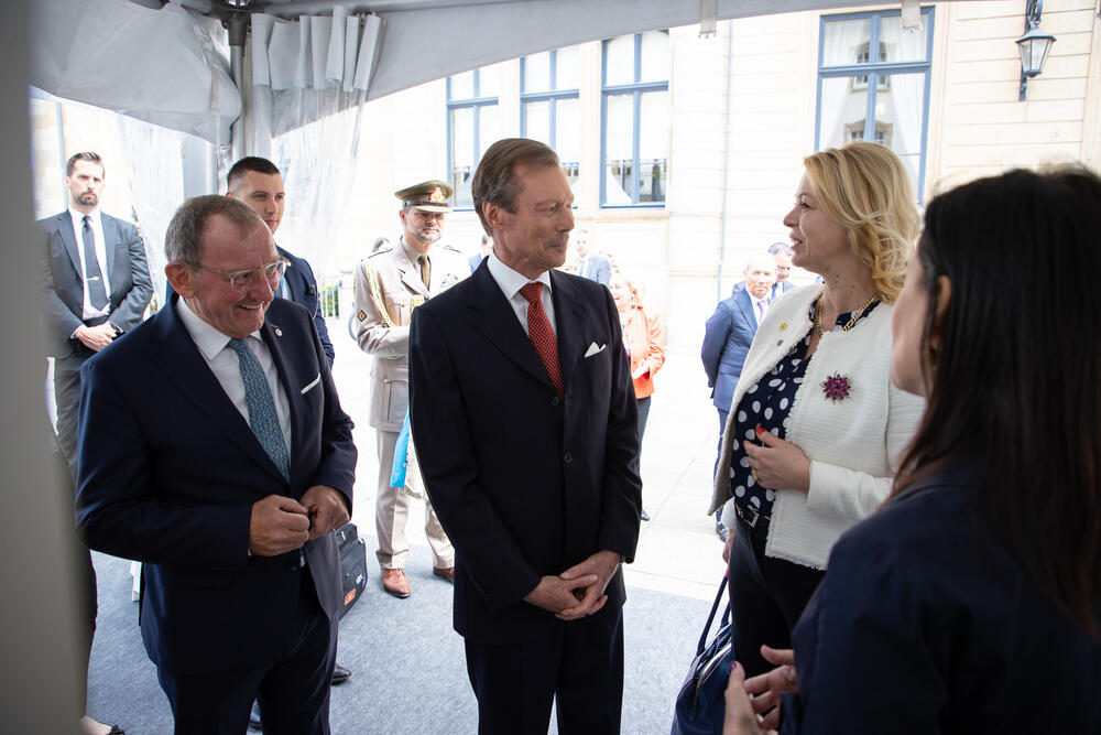 <p>"Razvojem turizma na održiv način obezbjeđuju se adekvatni preduslovi za nova radna mjesta i za ubrzani razvoj manje razvijenih regiona", kazala je Đurović</p>