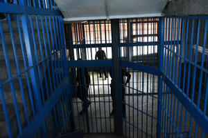 Ulcinjaninu 30 dana zatvora: Prijetio roditeljima