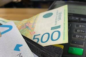 U Crnoj Gori se više plaća karticama, u Srbiji vjeruju gotovini
