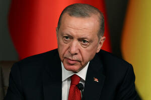 Erdogan upozorio Bajdena na regionalne i svjetske posljedice...