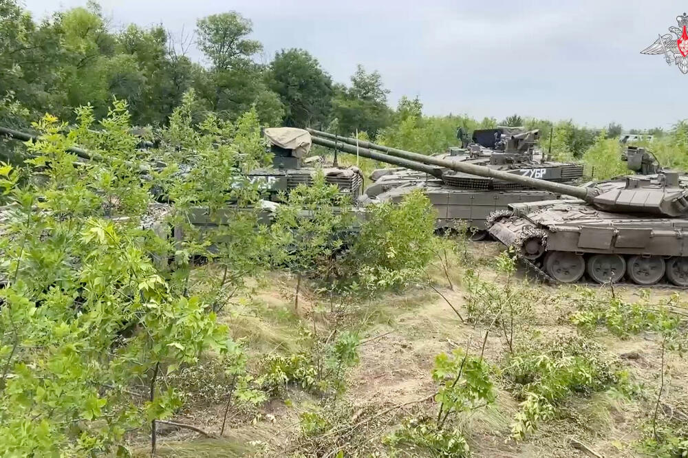 Tenkovi koje je Vagnerova plaćenička grupa predala redovnim oružanim snagama Rusije, Foto: Reuters