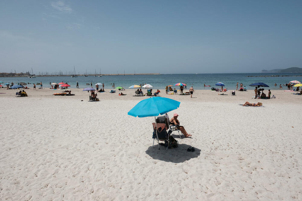 <p>Evropu su i danas pogodile visoke temperature, toplotni talas ne pokazuje znakove popuštanja, a šumski požari su već spalili djelove sjeverne hemisfere</p>