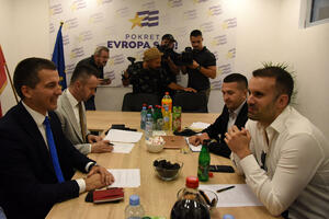 Bečić: Crna Gora treba da dobije jaku većinsku vladu, momenat da...