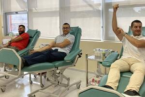 Crveni krst organizovao akciju: 50 ljudi dobrovoljno dalo krv u...