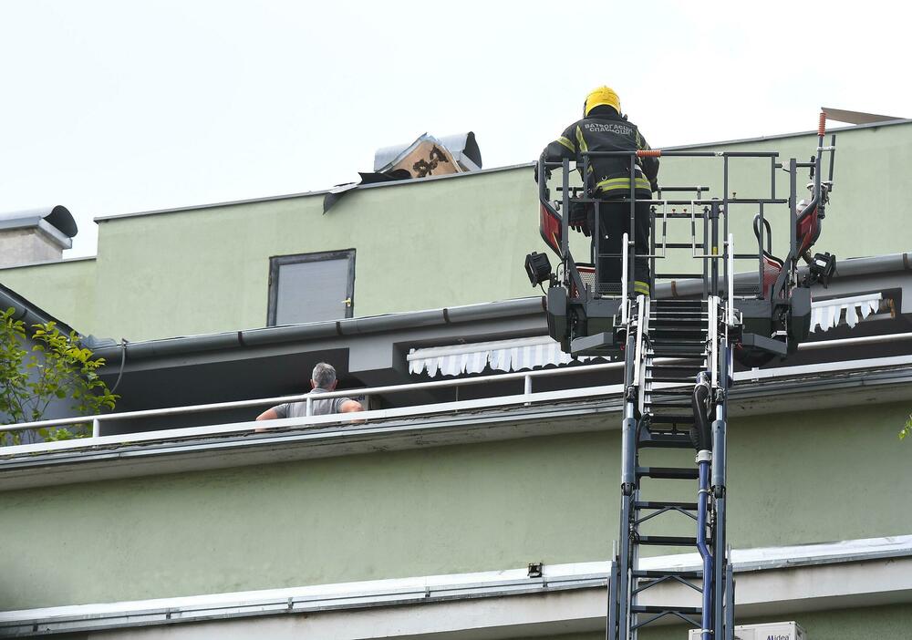 <p>Prigradsko mjesto Kovilj od petka uveče nema struje, slično je u djelovima prigradskih naselja Slana bara, Vidovdansko naselje i Adice</p>