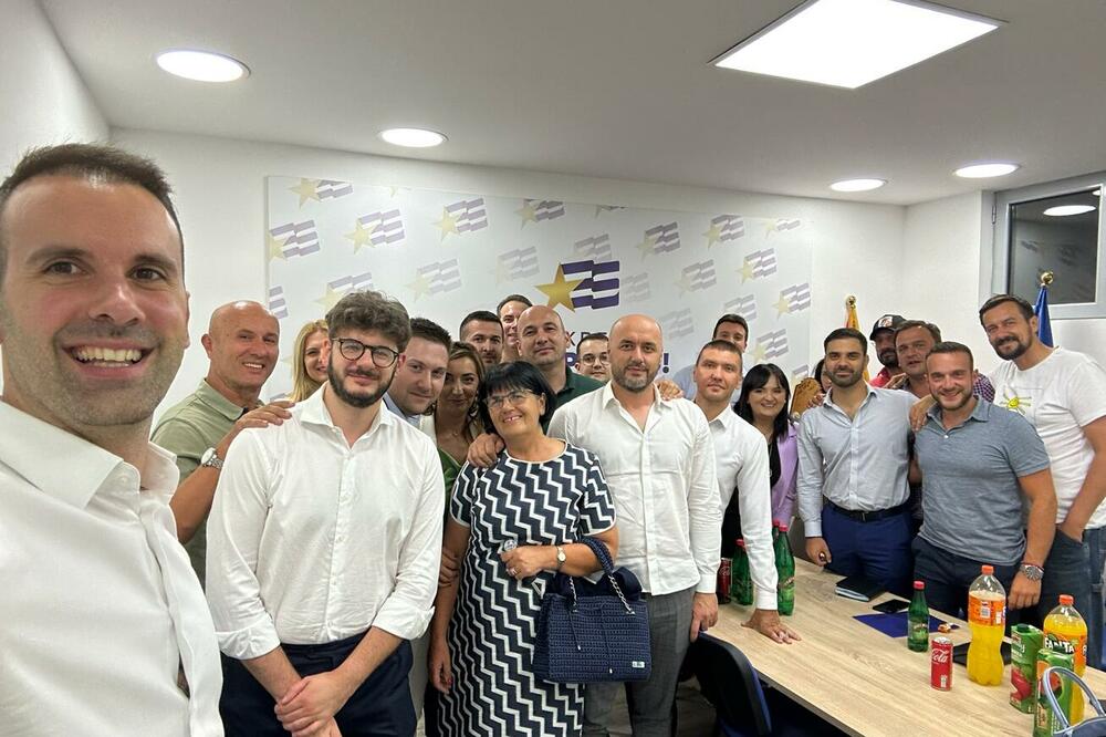 Sa sastanka Spajića sa Klubom poslanika PES-a, Foto: Twitter/MickeySpajic