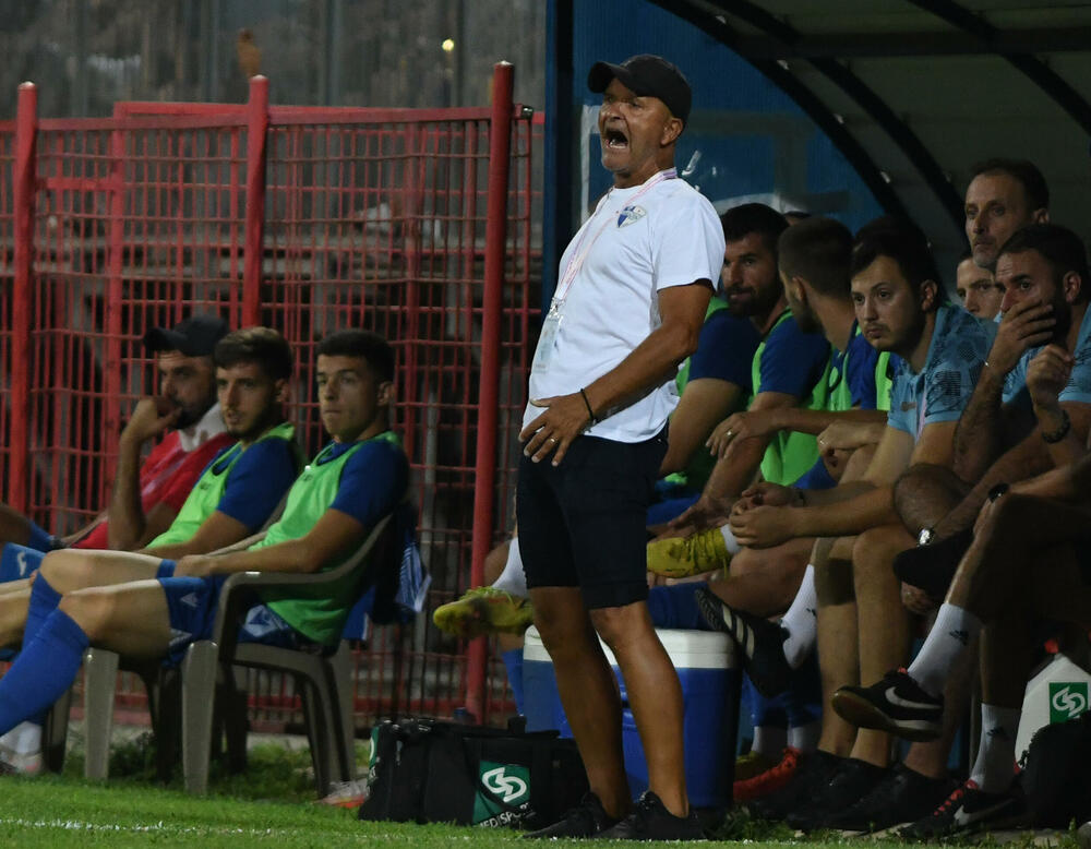 <p>Šampion lako protiv Arsenala (2:0), Sutjeska vezala šesti meč bez pobjede nakon remija u Petrovcu (1:1), prvi gol i prva pobjeda Rudara - 1:0 protiv Dečića, Mornar protiv Jedinstva od 0:2 do 4:3</p>