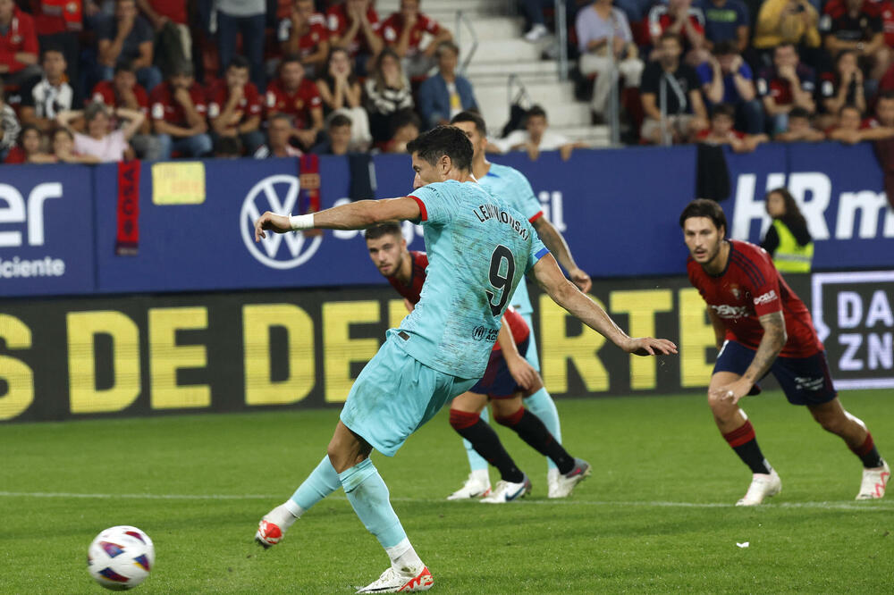 Levandovski izborio i pogodio penal, Foto: REUTERS