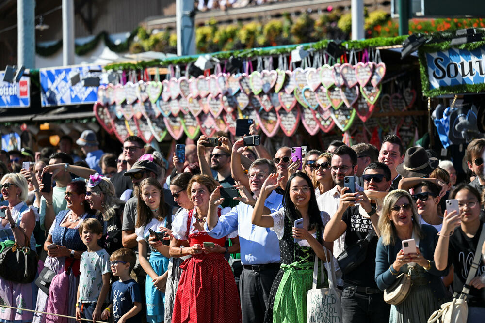 <p>Ovogodišnji Oktoberfest je 188. od kada je osnovan, a traje do 3. oktobra</p>