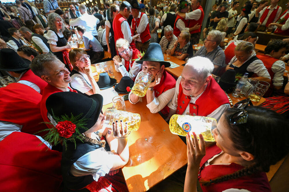 <p>Ovogodišnji Oktoberfest je 188. od kada je osnovan, a traje do 3. oktobra</p>