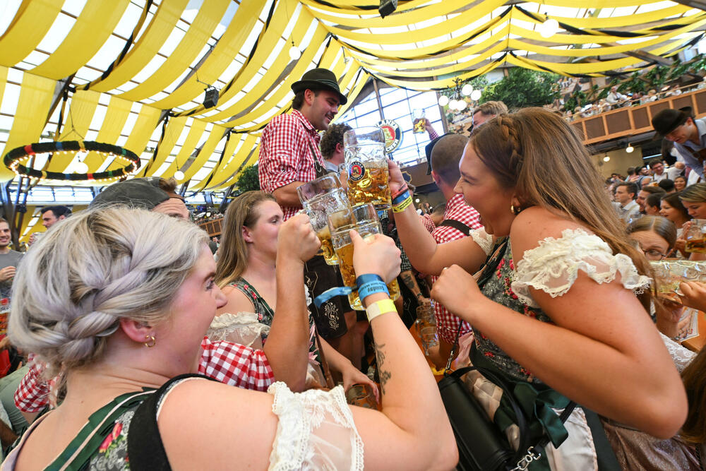 <p>Ovogodišnji Oktoberfest je 188. od kada je osnovan, a traje do 3. oktobra</p>