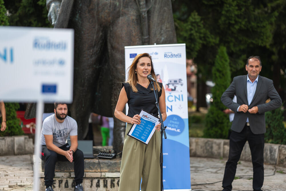 <p>Prema njihovim riječima, bilo bi dobro da u opštini imaju i logopede i psihologe, da ne bi morali da putuju do drugih gradova i privatno plaćaju njihove usluge</p>