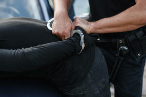 Budva: Uhapšen motociklista, pronađeno preko 20 grama kokaina