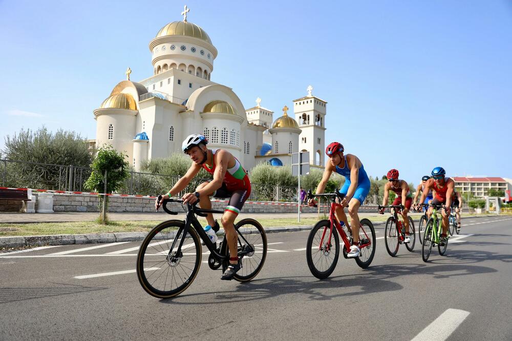 <p><em>Grad Bar očarao kao domaćin balkanske triatlon ekipe</em></p>