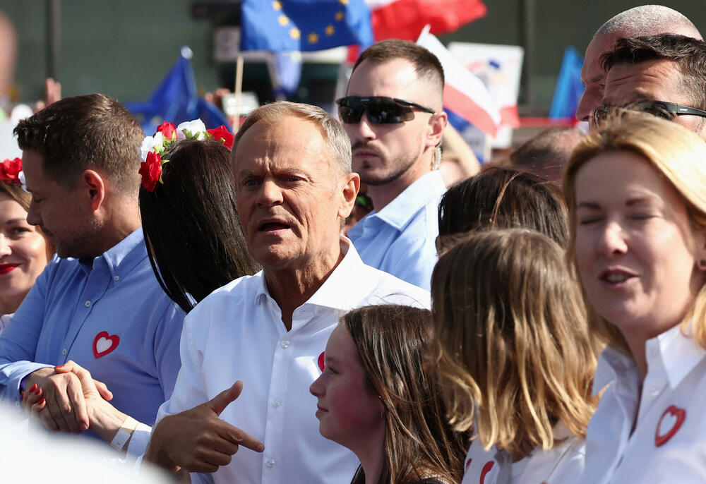 <p>"Evropa živi u nadi da će Poljska ponovo postati sto posto evropska, demokratska, slobodna država", rekao je Donald Tusk</p>