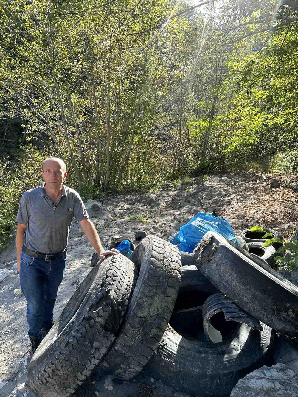 <p>U akciji čišćenja učestvuje 12 čamaca i oko 20 iskusnih skipera</p>